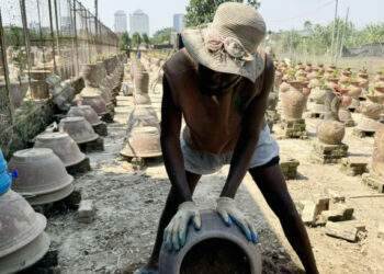 Relaxed visa policies lead to increase in illegal foreign workers: reports