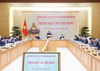 Thủ tướng yêu cầu thúc đẩy ngoại giao, chuyển giao và làm chủ công nghệ bán dẫn