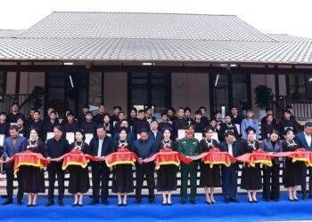 Vietjet chung tay mang đến những ngôi nhà đẹp như mơ cho người dân Làng Nủ