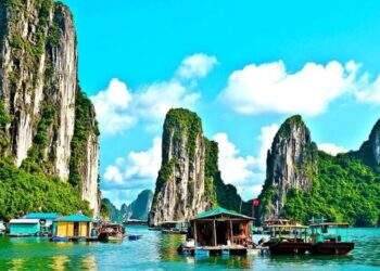 Vịnh Hạ Long không có tên trong Danh sách 56 Di sản Thế giới bị đe dọa