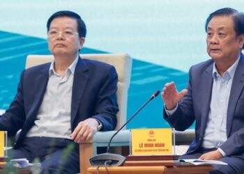 Bộ trưởng NN-PTNT chỉ cách giúp nông dân bán cây đu đủ từ 100 ngàn lên 10 triệu đồng
