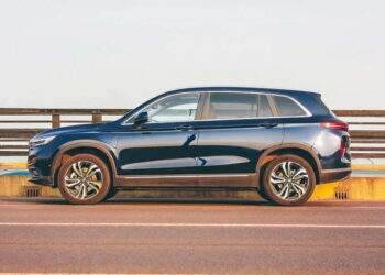 Chinese EV firm Skyworth begins selling cars in Singapore