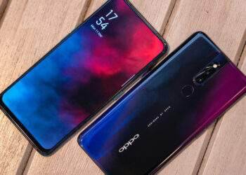 'Đập hộp' OPPO F11: Smartphone tầm trung với màn hình toàn cảnh