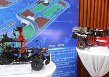 Đua xe tự hành được cấp học bổng tiến sĩ ngành trí tuệ nhân tạo