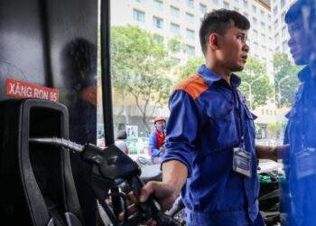Fuel prices near 5-month peak