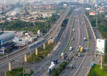 Government sets 8-10% growth target for 2025