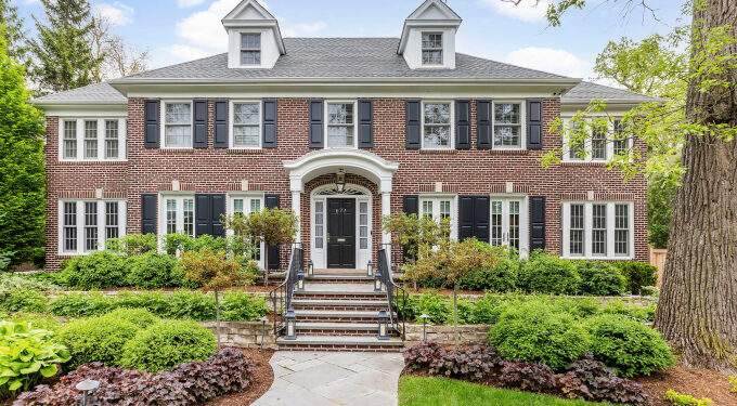 House shown in ‘Home Alone’ movie sells for $5.5M