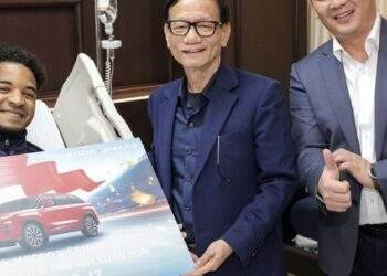 Không phải Vinfast, thương hiệu xe Trung Quốc là hãng đầu tiên tặng ô tô cho cầu thủ Nguyễn Xuân Son