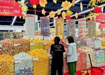 LOTTE Mart tăng cường hàng hóa phục vụ nhu cầu sắm Tết đang gia tăng mạnh