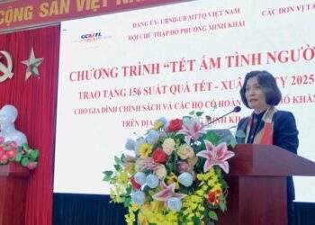 Mang Tết ấm đến với gia đình chính sách, hộ khó khăn
