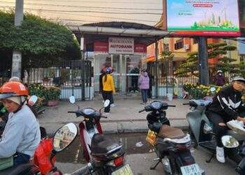 Rút tiền ATM nông thôn "nóng hơn" thành phố, khách hàng tiết lộ lý do khiến ai cũng bất ngờ
