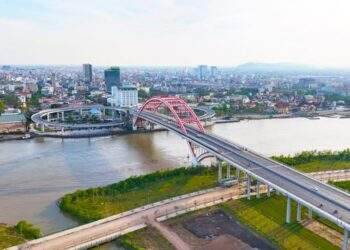 Thành phố Thủy Nguyên bên bờ Bắc sông Cấm
