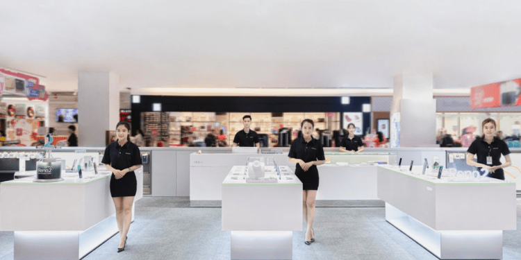 Thấy gì sau kế hoạch mở rộng hệ thống OPPO Shop