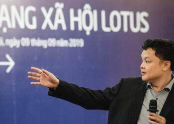 Vì sao mạng xã hội Lotus phải mất 6 tháng mới có bản chính?