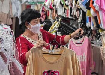 Việt Nam chưa giàu dân số đã già, tăng trưởng kinh tế gặp khó