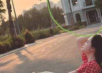 Đoàn Di Băng “chốt sale” căn nhà 24 tỉ đồng, cộng đồng mạng đua nhau xin vía bán bất động sản