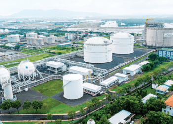 Giải quyết thách thức: Phát triển nguồn năng lượng LNG