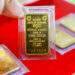 Gold prices climb to 2.5-month high amid rising global rates