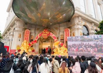 Lễ hội Vàng DOJI 2025 hút khách bằng mini concert đặc biệt