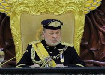 Malaysia’s billionaire king undergoes musculoskeletal pain treatment abroad