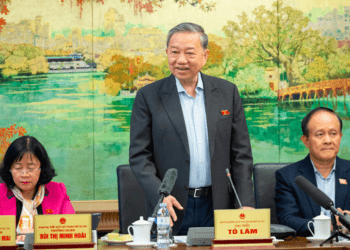 “Nếu chỉ lựa chọn công nghệ, máy móc giá rẻ chúng ta sẽ trở thành bãi rác công nghệ”