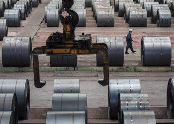 Quiz: Which country exports most aluminum, steel to US?