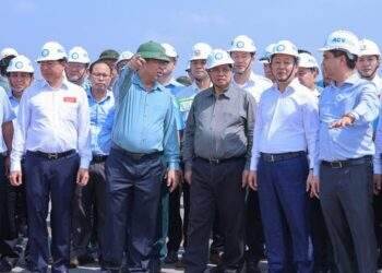 Thủ tướng đôn đốc tiến độ các dự án hạ tầng giao thông trọng điểm khu vực phía Nam