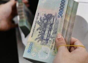 VIB hút tiền tiêu dùng nhàn rỗi