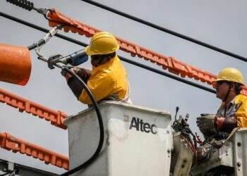 Vietnam electricity imports from China, Laos set to soar by 2030