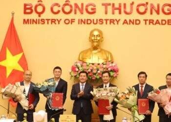 Bộ Công Thương điều động, thuyên chuyển hàng loạt nhân sự cấp Cục trưởng, Vụ trưởng