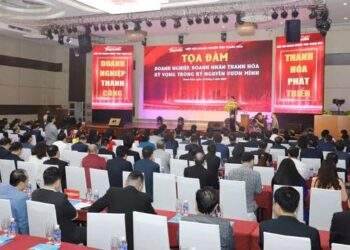 Cộng đồng doanh nghiệp chỉ ra “điểm nghẽn của điểm nghẽn” trong cuộc gặp gỡ Bí thư Tỉnh ủy Thanh Hóa