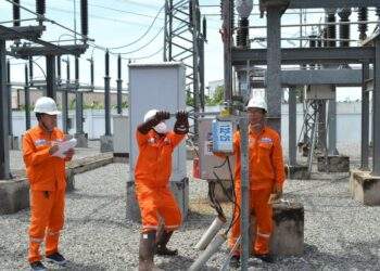 Đóng điện công trình trạm 110kV cấp điện sang Campuchia