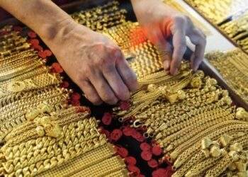 From jewelry to apps: Gold-loving Thais shift to digital platforms for trading