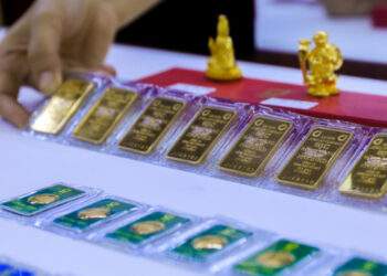 Gold prices tiptoe up - VnExpress International