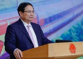 Thủ tướng kiểm tra, thúc tiến độ các dự án đường bộ cao tốc