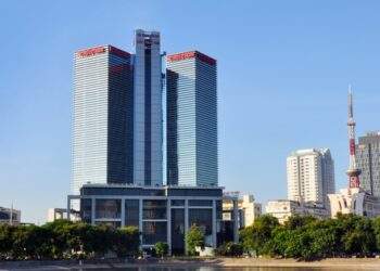 Tiềm lực hai "ông lớn" ngành năng lượng vừa chuyển giao về Bộ Tài chính