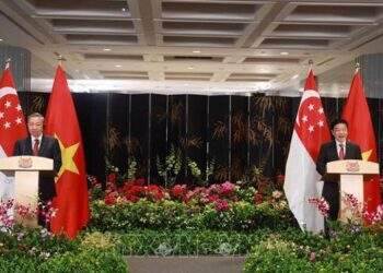 Tuyên bố chung về việc nâng cấp quan hệ đối tác chiến lược toàn diện giữa Việt Nam và Singapore