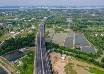 Vingroup eyes start of $9B HCMC sea reclamation project by April