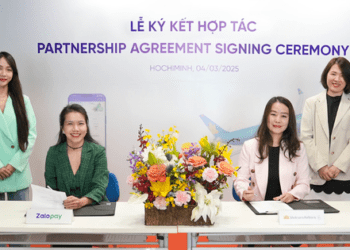 Zalopay cùng Vietnam Airlines hợp tác đẩy mạnh du lịch số