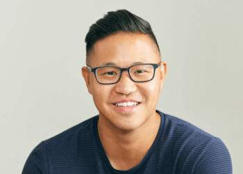 29-year-old admissions guru makes fortune helping billionaires' kids into Ivy League schools