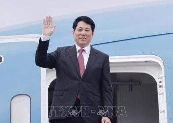Chủ tịch nước Lương Cường lên đường thăm cấp Nhà nước tới Cộng hòa Dân chủ Nhân dân Lào
