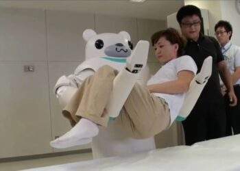 Cuộc cách mạng robot trong chăm sóc người già ở Nhật