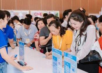 FPT Long Châu đồng hành cùng Hội nghị khoa học chuyên ngành, cập nhật xu hướng chẩn đoán và điều trị mới