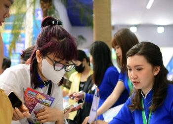 Giảm đến 10 triệu đồng, khách đổ xô săn tour du lịch ưu đãi 