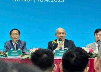 Giữa làn sóng sáp nhập, không để bộ máy đông mà không mạnh