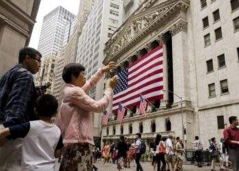 Guide to US entry: what green-card, visa holders should know