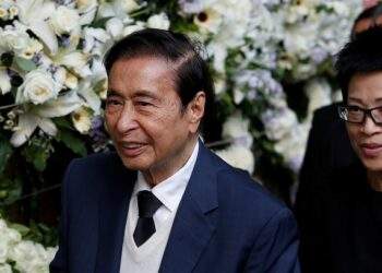 Hong Kong pays tribute to its 2nd richest man Lee Shau Kee at memorial service