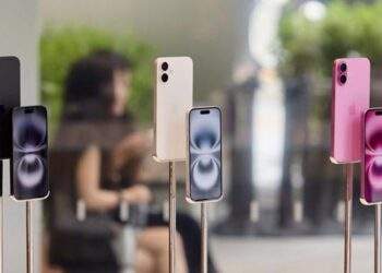 Lo ngại áp thuế nhập khẩu mới, Apple chuyển gấp iPhone từ Ấn Độ và Trung Quốc về Mỹ