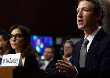 Ông chủ Meta tiết lộ từng đề xuất xóa toàn bộ bạn bè trên Facebook của người dùng