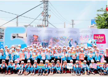 Prudential tổng kết 5 năm dự án "Đến trường an toàn" với Ngày hội An toàn giao thông cấp liên tỉnh